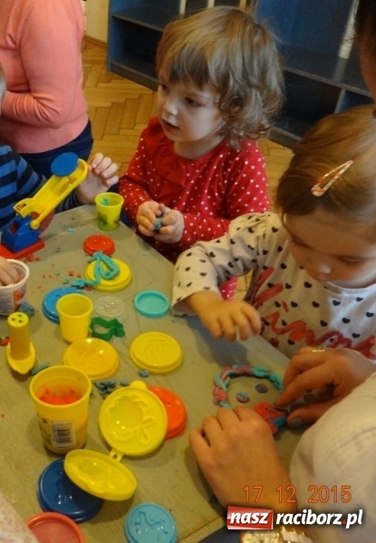 Zdjęcie w galerii na portalu naszraciborz.pl: Gdy dzieci czekają na święta, czyli co słychać w Fiku-miku wiadomości z regionu