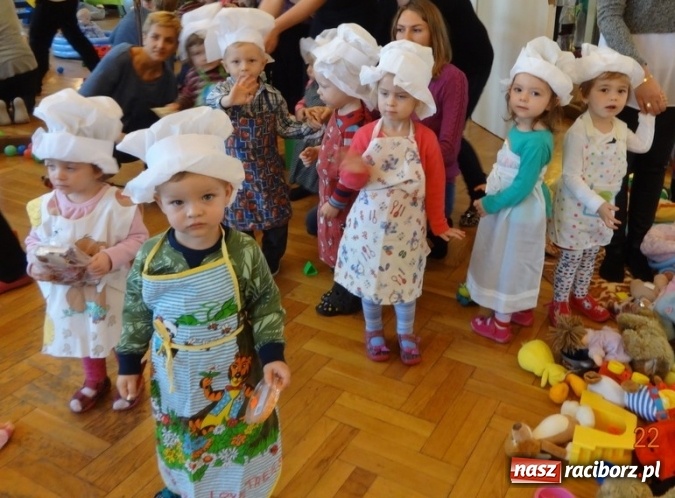 Zdjęcie w galerii na portalu naszraciborz.pl: Gdy dzieci czekają na święta, czyli co słychać w Fiku-miku wiadomości z regionu