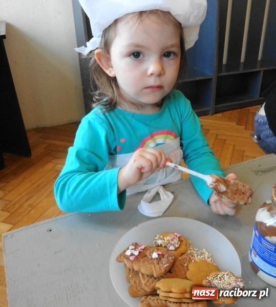 Zdjęcie w galerii na portalu naszraciborz.pl: Gdy dzieci czekają na święta, czyli co słychać w Fiku-miku wiadomości z regionu