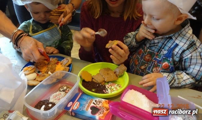 Zdjęcie w galerii na portalu naszraciborz.pl: Gdy dzieci czekają na święta, czyli co słychać w Fiku-miku wiadomości z regionu