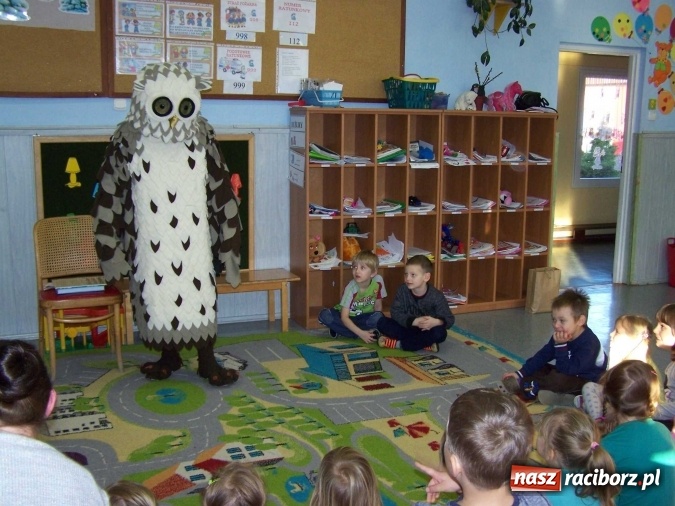 Zdjęcie w galerii na portalu naszraciborz.pl: Akcja Zaczytani w Bibliotece PWSZ wiadomości z regionu