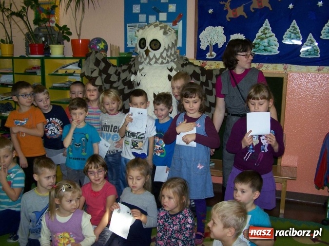 Zdjęcie w galerii na portalu naszraciborz.pl: Akcja Zaczytani w Bibliotece PWSZ wiadomości z regionu