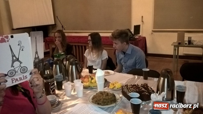 Zdjęcie w galerii na portalu naszraciborz.pl: Szkolne spotkanie opłatkowe wiadomości z regionu