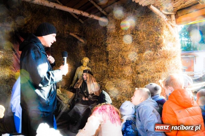 Zdjęcie w galerii na portalu naszraciborz.pl: Parafia Brzezie zaprasza do żywej szopki - jedynej takiej w powiecie raciborskim wiadomości z regionu