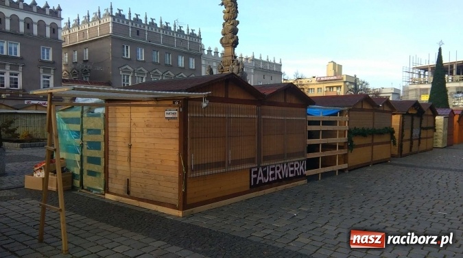 Zdjęcie w galerii na portalu naszraciborz.pl: Raciborski rynek jak turecki bazar  wiadomości z regionu