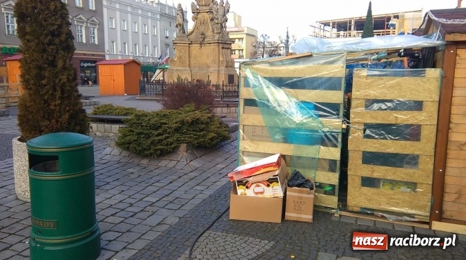 Zdjęcie w galerii na portalu naszraciborz.pl: Raciborski rynek jak turecki bazar  wiadomości z regionu