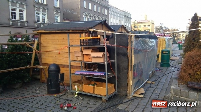 Zdjęcie w galerii na portalu naszraciborz.pl: Raciborski rynek jak turecki bazar  wiadomości z regionu