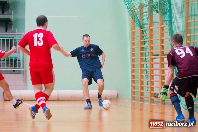 Zdjęcie w galerii na portalu naszraciborz.pl: Poświąteczne zmagania w HLPN. Wychylylybymy ponownie liderem wiadomości z regionu