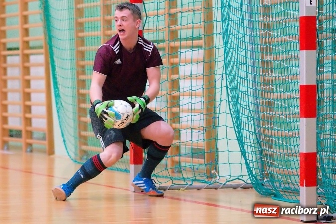 Zdjęcie w galerii na portalu naszraciborz.pl: Poświąteczne zmagania w HLPN. Wychylylybymy ponownie liderem wiadomości z regionu