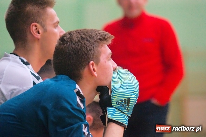 Zdjęcie w galerii na portalu naszraciborz.pl: Poświąteczne zmagania w HLPN. Wychylylybymy ponownie liderem wiadomości z regionu