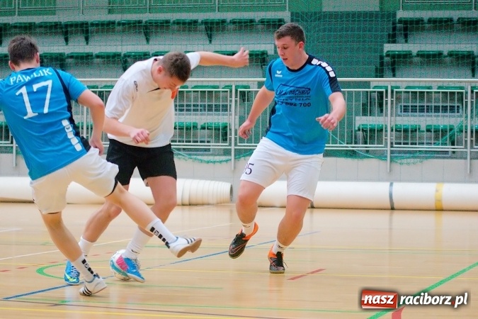 Zdjęcie w galerii na portalu naszraciborz.pl: Poświąteczne zmagania w HLPN. Wychylylybymy ponownie liderem wiadomości z regionu