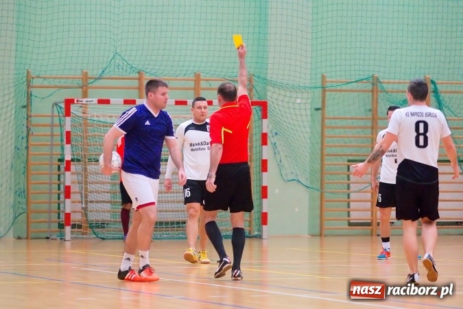 Zdjęcie w galerii na portalu naszraciborz.pl: Poświąteczne zmagania w HLPN. Wychylylybymy ponownie liderem wiadomości z regionu