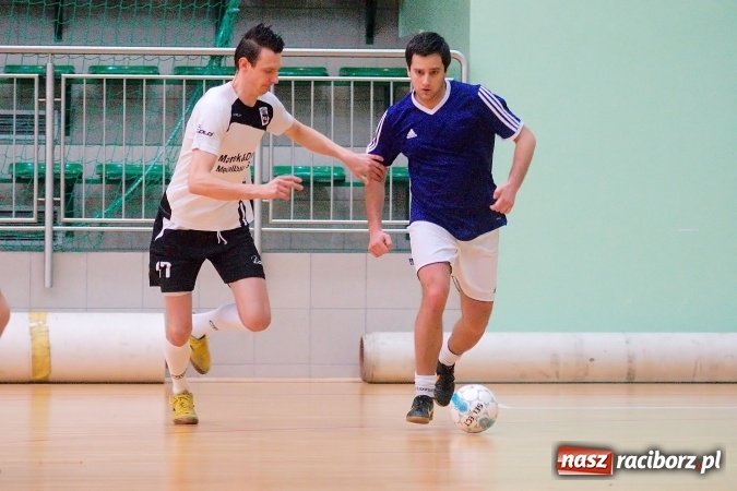 Zdjęcie w galerii na portalu naszraciborz.pl: Poświąteczne zmagania w HLPN. Wychylylybymy ponownie liderem wiadomości z regionu