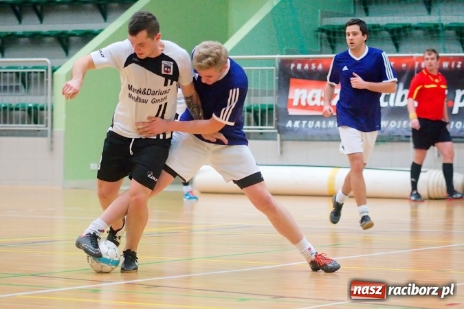 Zdjęcie w galerii na portalu naszraciborz.pl: Poświąteczne zmagania w HLPN. Wychylylybymy ponownie liderem wiadomości z regionu