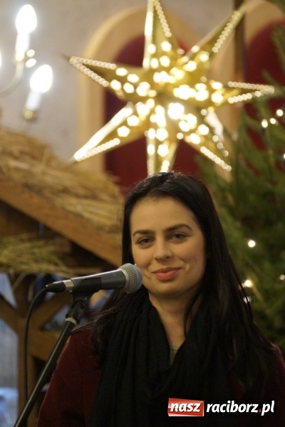 Zdjęcie w galerii na portalu naszraciborz.pl: Atlantyda kolędowała w Matce Bożej wiadomości z regionu