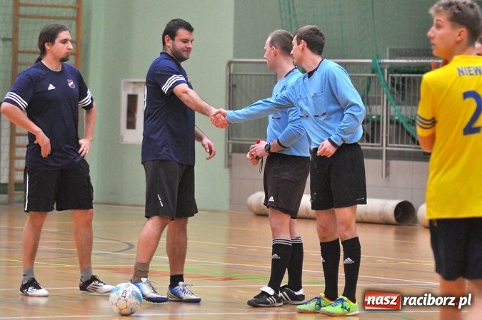 Zdjęcie w galerii na portalu naszraciborz.pl: HLPN: Grała druga liga wiadomości z regionu