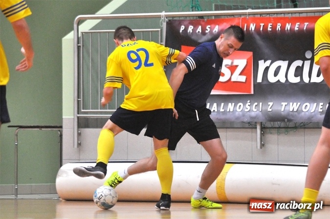 Zdjęcie w galerii na portalu naszraciborz.pl: HLPN: Grała druga liga wiadomości z regionu