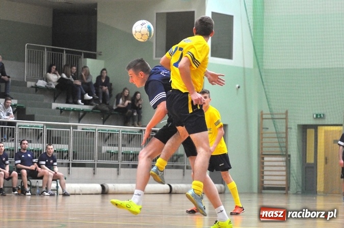 Zdjęcie w galerii na portalu naszraciborz.pl: HLPN: Grała druga liga wiadomości z regionu