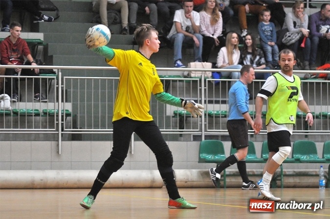 Zdjęcie w galerii na portalu naszraciborz.pl: HLPN: Grała druga liga wiadomości z regionu