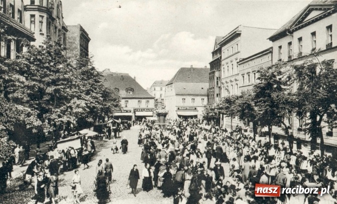Zdjęcie w galerii na portalu naszraciborz.pl: Na świętych Marcelego, Marcina i Bartłomieja, czyli o raciborskich jarmarkach - jakie były i jak znów ożywić mogą drobny handel! wiadomości z regionu