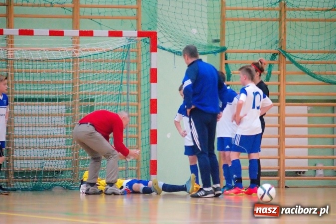 Zdjęcie w galerii na portalu naszraciborz.pl: Sportowe emocje w Arenie Rafako. III Turniej Noworoczny o puchar dyrektora SMS za nami. Raciborska Unia zwycięska wiadomości z regionu