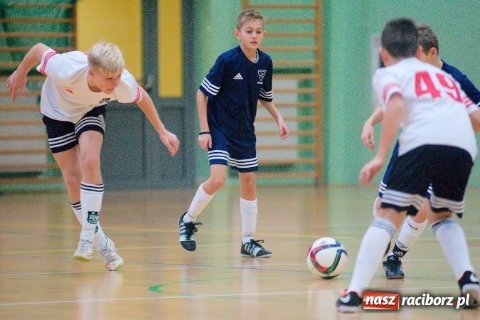 Zdjęcie w galerii na portalu naszraciborz.pl: Sportowe emocje w Arenie Rafako. III Turniej Noworoczny o puchar dyrektora SMS za nami. Raciborska Unia zwycięska wiadomości z regionu