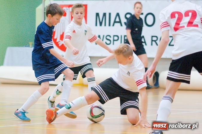 Zdjęcie w galerii na portalu naszraciborz.pl: Sportowe emocje w Arenie Rafako. III Turniej Noworoczny o puchar dyrektora SMS za nami. Raciborska Unia zwycięska wiadomości z regionu