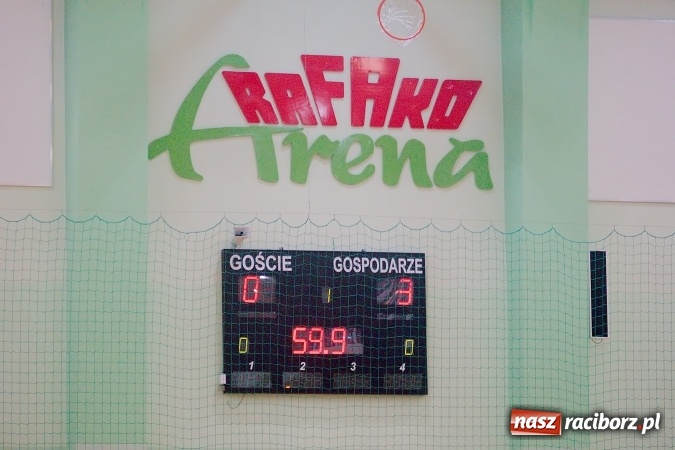 Zdjęcie w galerii na portalu naszraciborz.pl: Sportowe emocje w Arenie Rafako. III Turniej Noworoczny o puchar dyrektora SMS za nami. Raciborska Unia zwycięska wiadomości z regionu