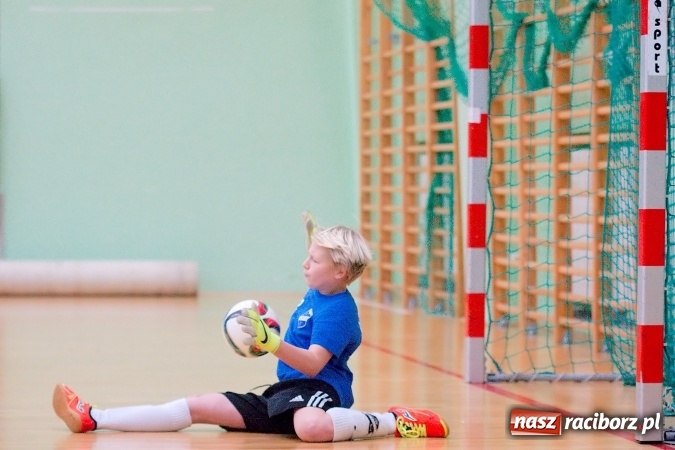 Zdjęcie w galerii na portalu naszraciborz.pl: Sportowe emocje w Arenie Rafako. III Turniej Noworoczny o puchar dyrektora SMS za nami. Raciborska Unia zwycięska wiadomości z regionu