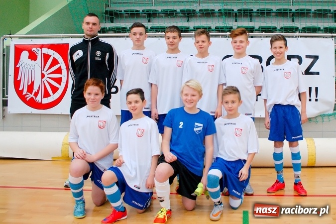 Zdjęcie w galerii na portalu naszraciborz.pl: Sportowe emocje w Arenie Rafako. III Turniej Noworoczny o puchar dyrektora SMS za nami. Raciborska Unia zwycięska wiadomości z regionu