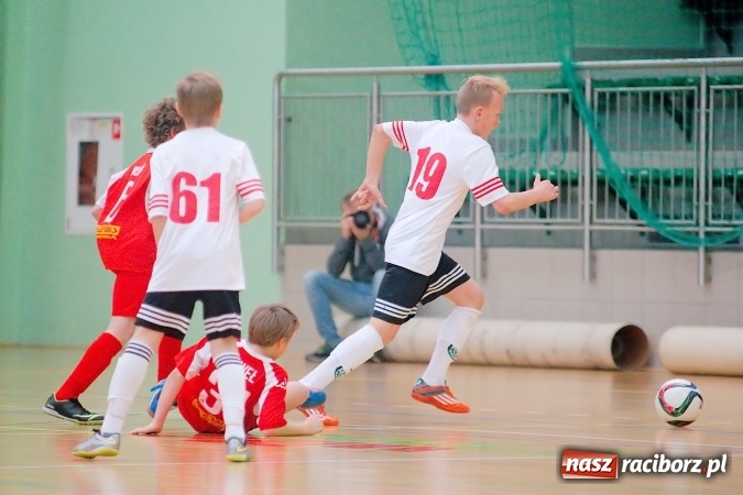 Zdjęcie w galerii na portalu naszraciborz.pl: Sportowe emocje w Arenie Rafako. III Turniej Noworoczny o puchar dyrektora SMS za nami. Raciborska Unia zwycięska wiadomości z regionu