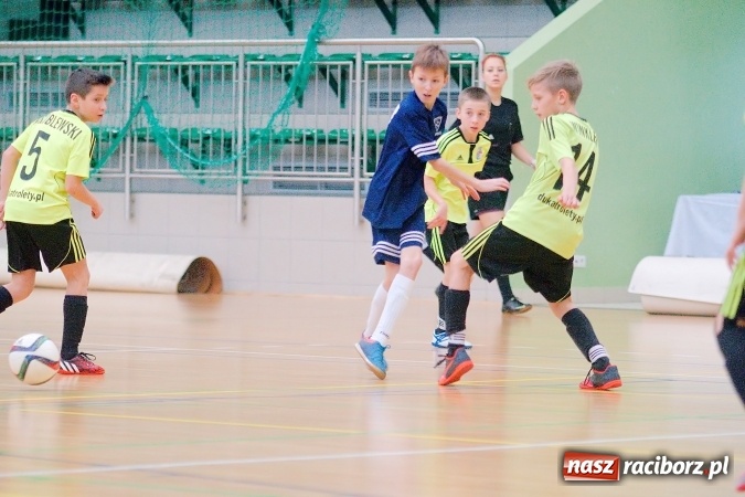 Zdjęcie w galerii na portalu naszraciborz.pl: Sportowe emocje w Arenie Rafako. III Turniej Noworoczny o puchar dyrektora SMS za nami. Raciborska Unia zwycięska wiadomości z regionu