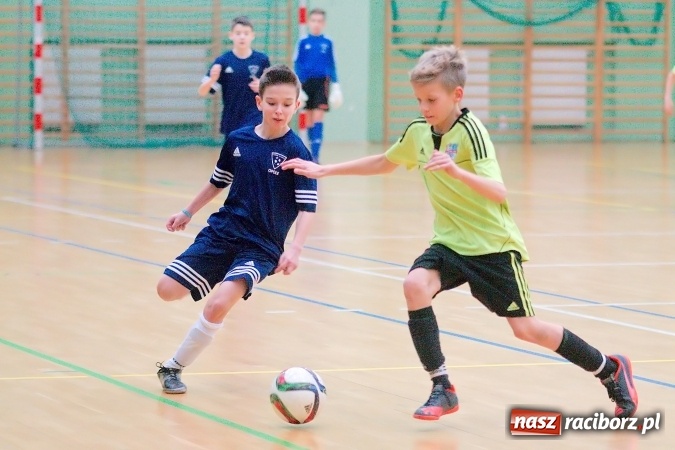 Zdjęcie w galerii na portalu naszraciborz.pl: Sportowe emocje w Arenie Rafako. III Turniej Noworoczny o puchar dyrektora SMS za nami. Raciborska Unia zwycięska wiadomości z regionu