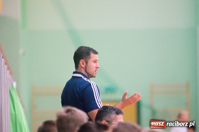 Zdjęcie w galerii na portalu naszraciborz.pl: Sportowe emocje w Arenie Rafako. III Turniej Noworoczny o puchar dyrektora SMS za nami. Raciborska Unia zwycięska wiadomości z regionu