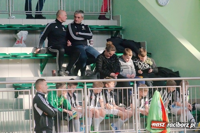 Zdjęcie w galerii na portalu naszraciborz.pl: Sportowe emocje w Arenie Rafako. III Turniej Noworoczny o puchar dyrektora SMS za nami. Raciborska Unia zwycięska wiadomości z regionu