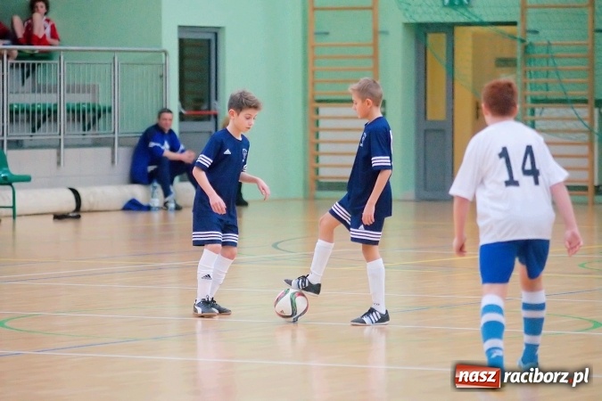 Zdjęcie w galerii na portalu naszraciborz.pl: Sportowe emocje w Arenie Rafako. III Turniej Noworoczny o puchar dyrektora SMS za nami. Raciborska Unia zwycięska wiadomości z regionu