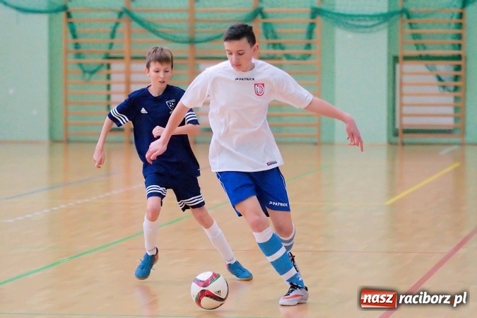 Zdjęcie w galerii na portalu naszraciborz.pl: Sportowe emocje w Arenie Rafako. III Turniej Noworoczny o puchar dyrektora SMS za nami. Raciborska Unia zwycięska wiadomości z regionu