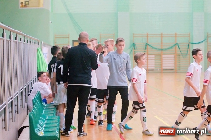 Zdjęcie w galerii na portalu naszraciborz.pl: Sportowe emocje w Arenie Rafako. III Turniej Noworoczny o puchar dyrektora SMS za nami. Raciborska Unia zwycięska wiadomości z regionu