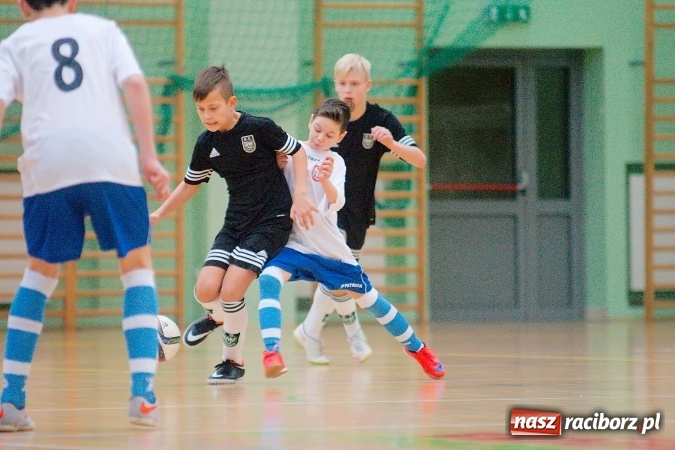 Zdjęcie w galerii na portalu naszraciborz.pl: Sportowe emocje w Arenie Rafako. III Turniej Noworoczny o puchar dyrektora SMS za nami. Raciborska Unia zwycięska wiadomości z regionu