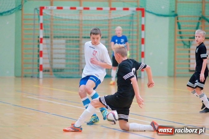 Zdjęcie w galerii na portalu naszraciborz.pl: Sportowe emocje w Arenie Rafako. III Turniej Noworoczny o puchar dyrektora SMS za nami. Raciborska Unia zwycięska wiadomości z regionu