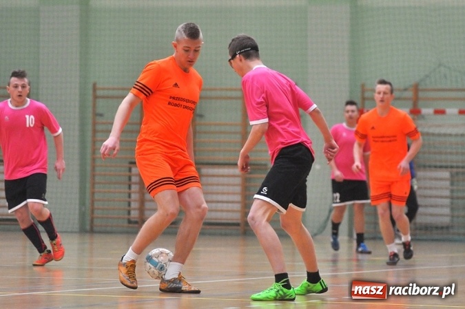 Zdjęcie w galerii na portalu naszraciborz.pl: Pierwsze mecze HLPN w nowym roku wiadomości z regionu