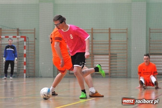 Zdjęcie w galerii na portalu naszraciborz.pl: Pierwsze mecze HLPN w nowym roku wiadomości z regionu