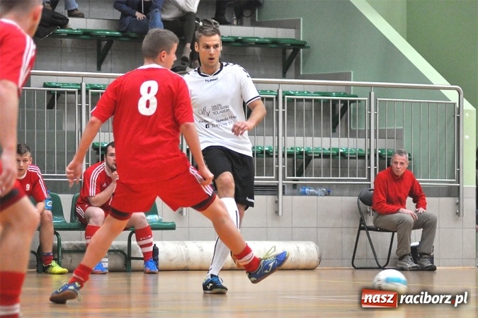 Zdjęcie w galerii na portalu naszraciborz.pl: Pierwsze mecze HLPN w nowym roku wiadomości z regionu