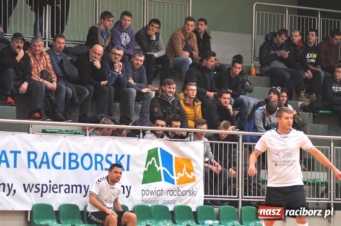 Zdjęcie w galerii na portalu naszraciborz.pl: Pierwsze mecze HLPN w nowym roku wiadomości z regionu