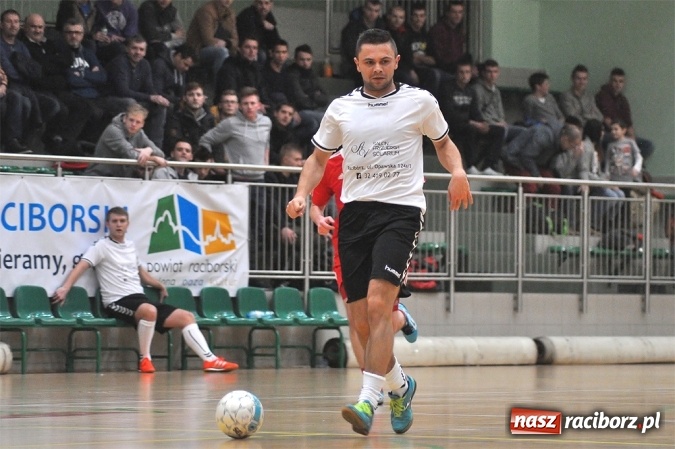 Zdjęcie w galerii na portalu naszraciborz.pl: Pierwsze mecze HLPN w nowym roku wiadomości z regionu