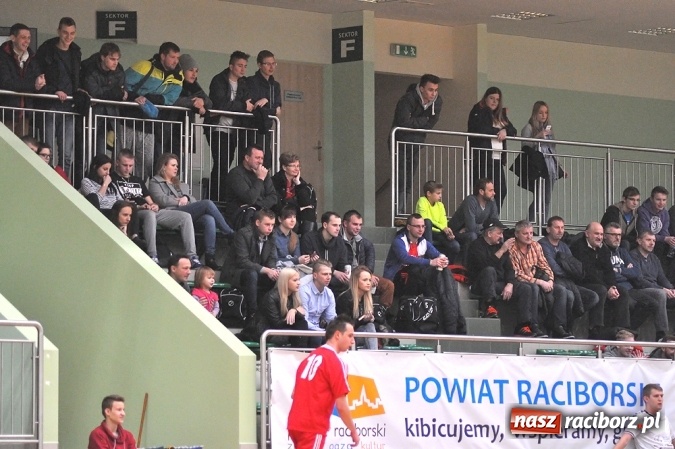 Zdjęcie w galerii na portalu naszraciborz.pl: Pierwsze mecze HLPN w nowym roku wiadomości z regionu