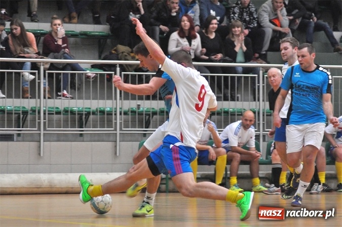 Zdjęcie w galerii na portalu naszraciborz.pl: Pierwsze mecze HLPN w nowym roku wiadomości z regionu