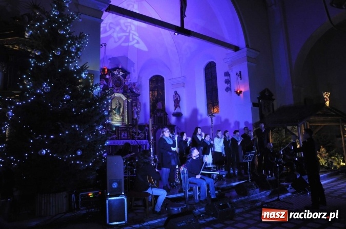 Zdjęcie w galerii na portalu naszraciborz.pl: Gdzie jest nasze polskie Betlejem, czyli Carrantuohill i AF Music w Brzeziu wiadomości z regionu