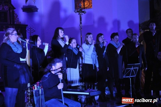 Zdjęcie w galerii na portalu naszraciborz.pl: Gdzie jest nasze polskie Betlejem, czyli Carrantuohill i AF Music w Brzeziu wiadomości z regionu