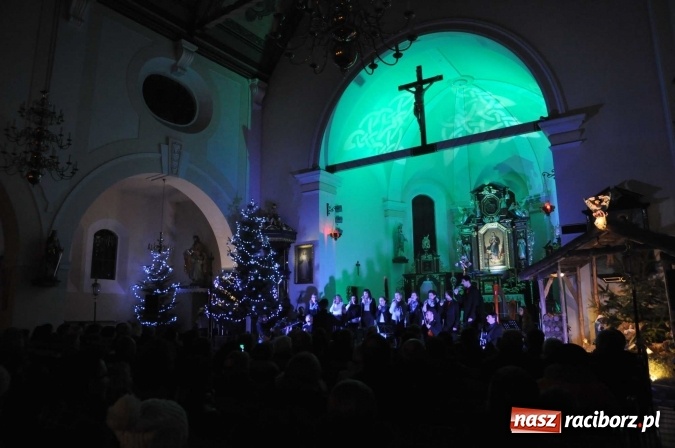 Zdjęcie w galerii na portalu naszraciborz.pl: Gdzie jest nasze polskie Betlejem, czyli Carrantuohill i AF Music w Brzeziu wiadomości z regionu